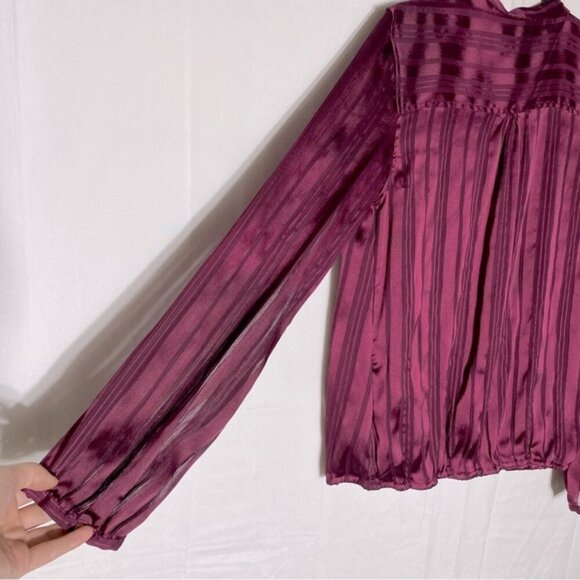 Guess Burgundy Satiny Semi Sheer Striped Faux Wrap Blouse W Neck Tie L - Picture 11 of 16